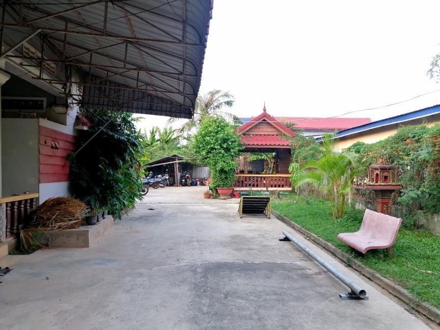 Tortuga Guesthouse Kâmpôt Zewnętrze zdjęcie