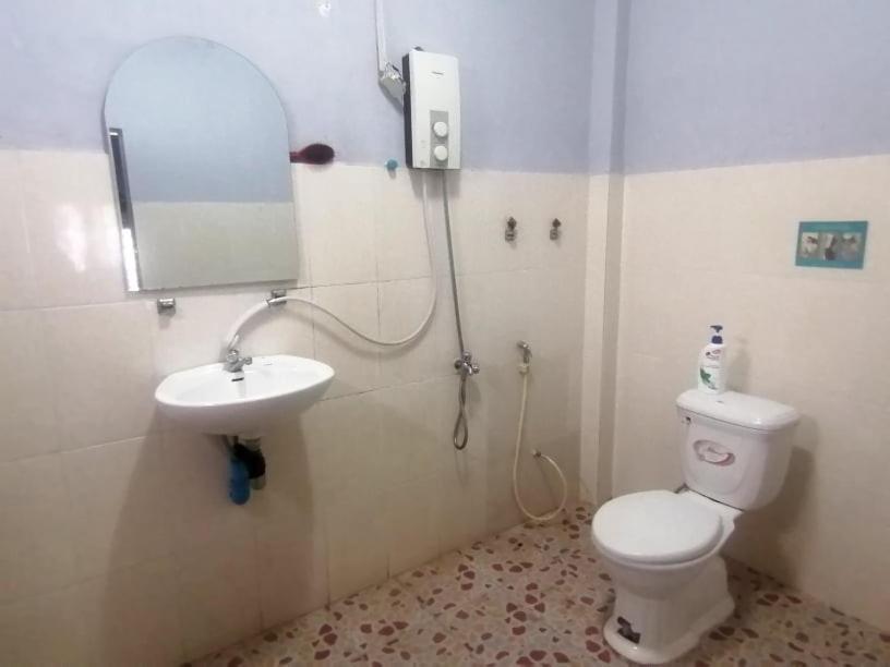 Tortuga Guesthouse Kâmpôt Zewnętrze zdjęcie
