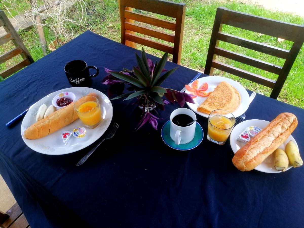 Tortuga Guesthouse Kâmpôt Zewnętrze zdjęcie